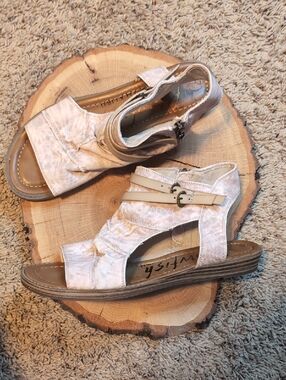 Blowfish Malibu Canvas Ruched Peep Toe Bootie Buckle Lagenlook Sandals NWT